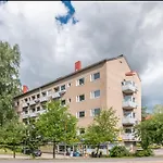 Stylish 2h And Kitchen In Lauttasaari - Close To The Metro Хельсинки