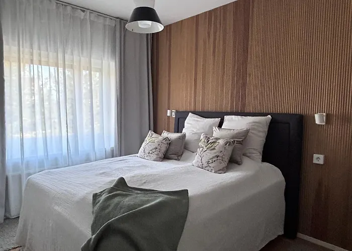 Apartment Stylish 2h And Kitchen In Lauttasaari - Close To The Metro *